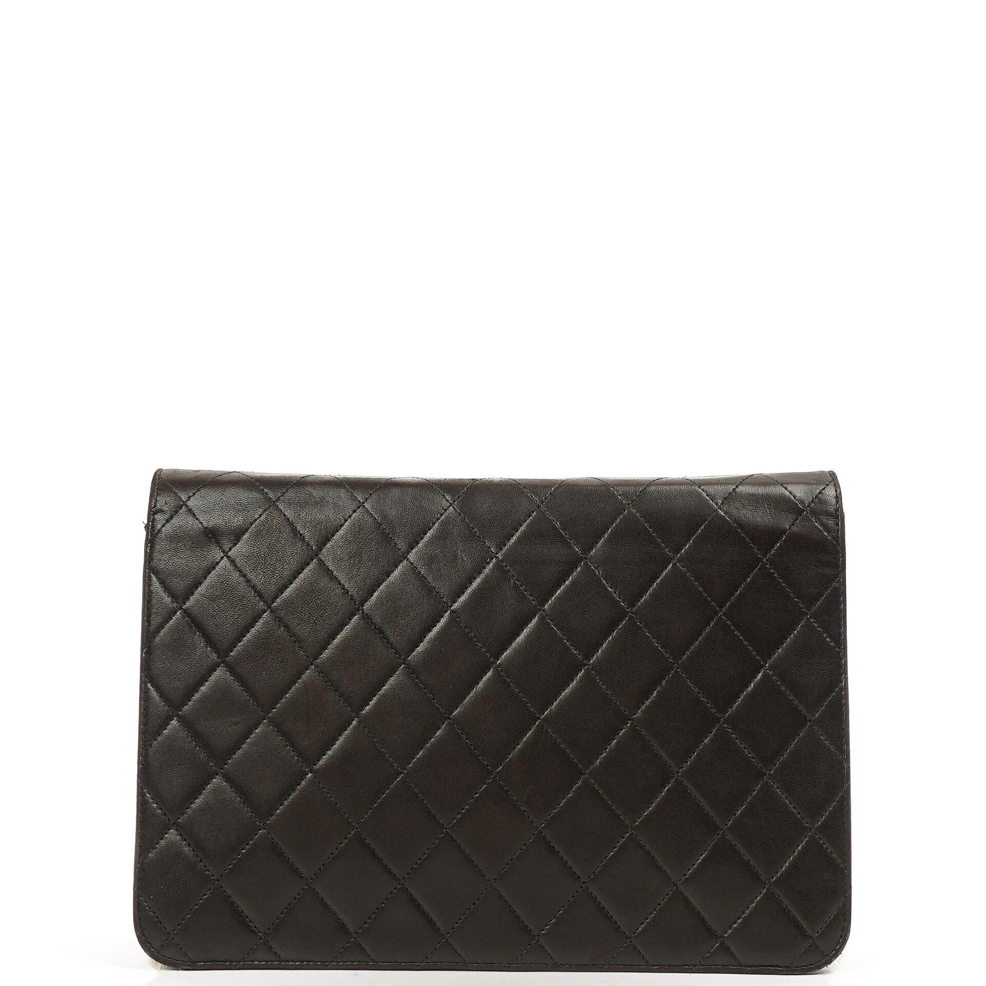 Chanel Mittlere Classic Schwarze gesteppte Lammleder Single Flap Tasche mit 24K vergoldeten Beschlägen