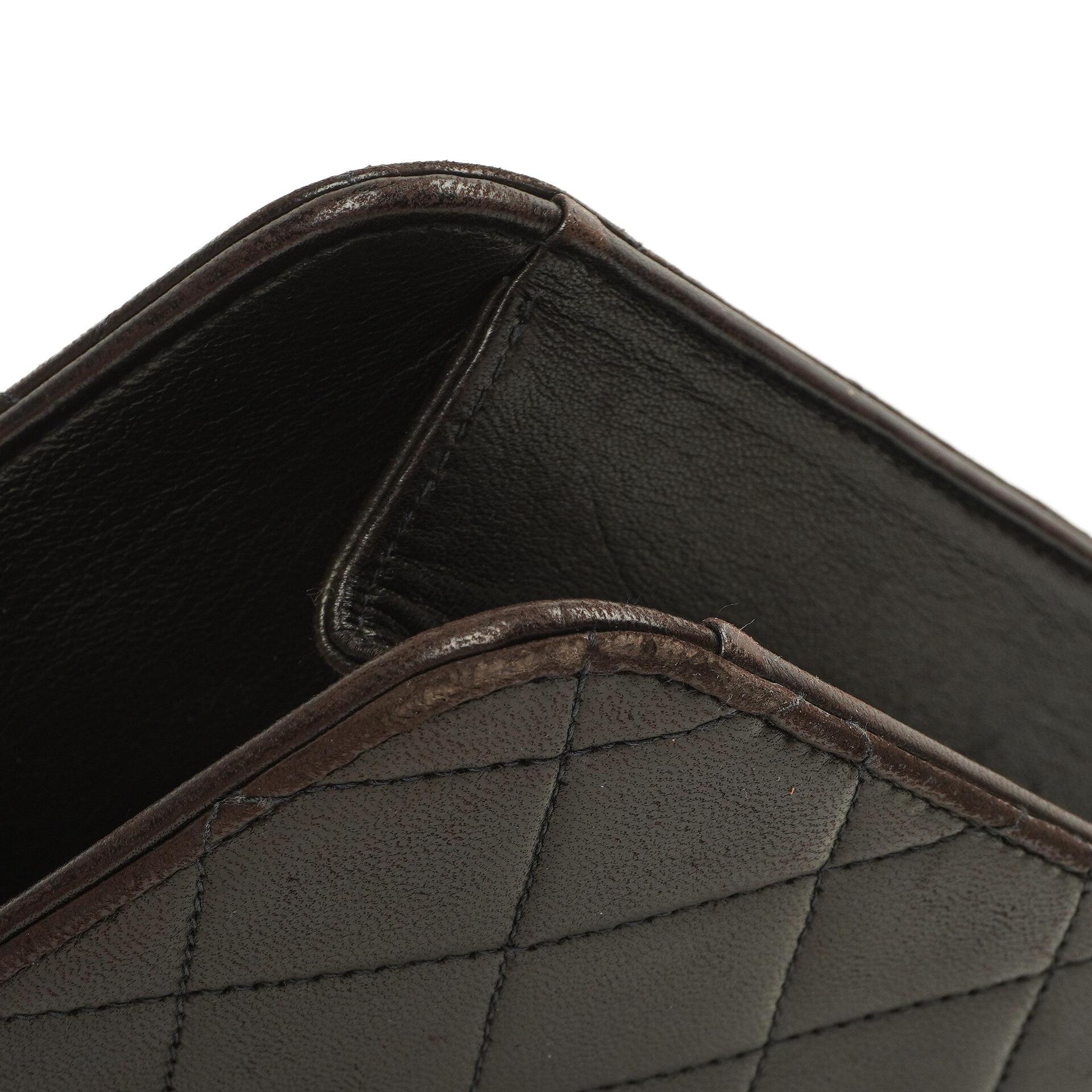 Chanel Mittlere Classic Schwarze gesteppte Lammleder Single Flap Tasche mit 24K vergoldeten Beschlägen