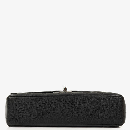 Chanel Mittelgroße Classic Double Flap Tasche aus schwarzem gestepptem Kaviarleder mit silberfarbenen Beschlägen, 2010-2011