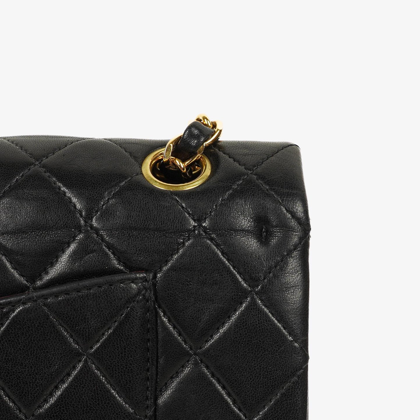 Chanel Mittelgroße Classic Double Flap Tasche aus gestepptem Lammleder in Schwarz mit 24K-vergoldeten Beschlägen