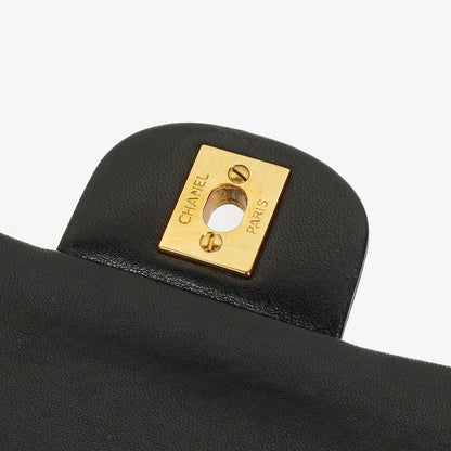 Chanel Mittelgroße Classic Double Flap Tasche aus gestepptem Lammleder in Schwarz mit 24K-vergoldeten Beschlägen