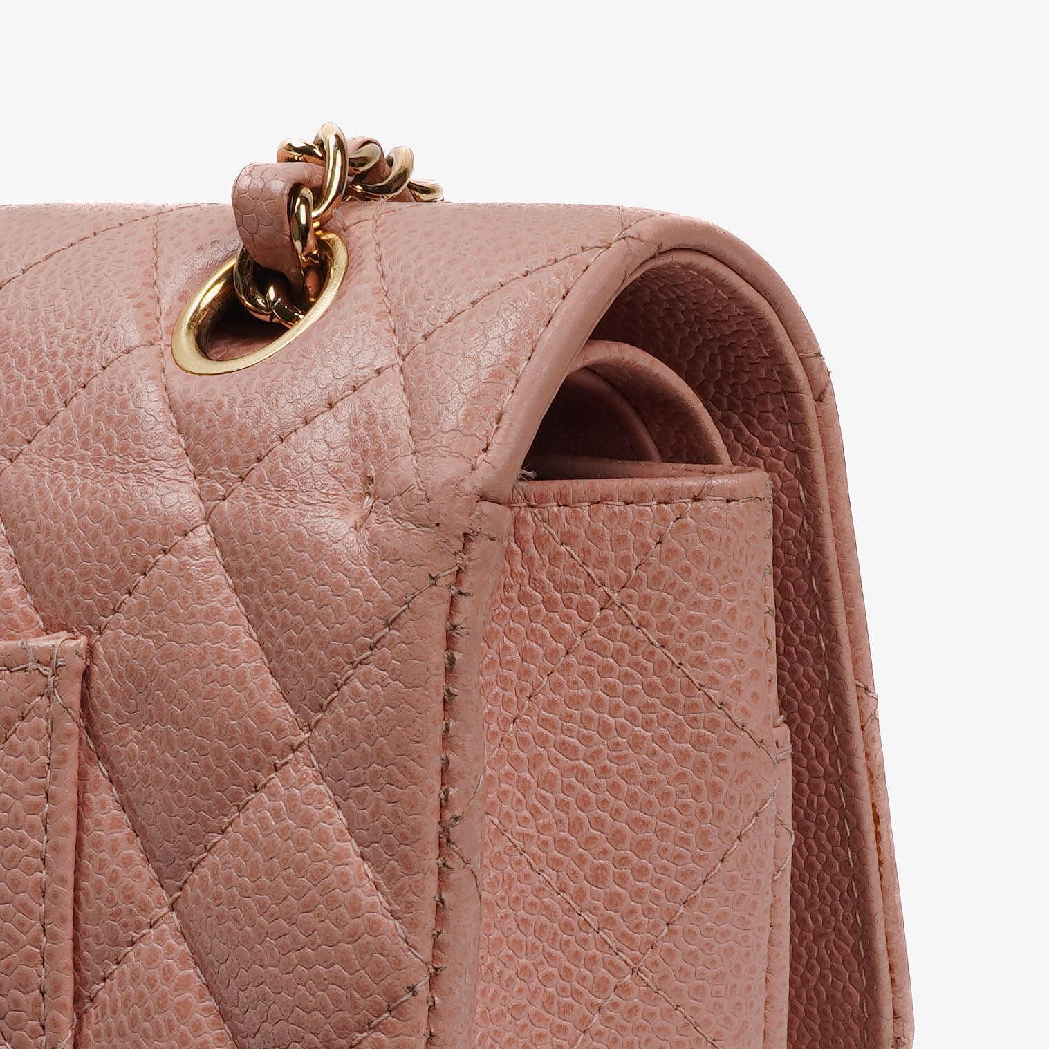 Chanel Medium Classic Double Flap Tasche Rosa gestepptes Kaviarleder mit 24K vergoldeter Hardware