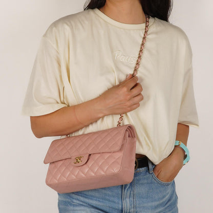 Chanel Medium Classic Double Flap Tasche Rosa gestepptes Kaviarleder mit 24K vergoldeter Hardware