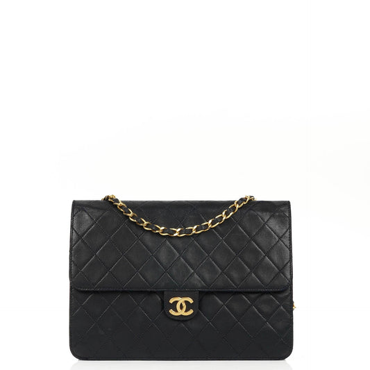 Chanel Medium Classic Single Flap Bag aus marineblauem gestepptem Lammleder mit 24K goldplattierten Beschlägen