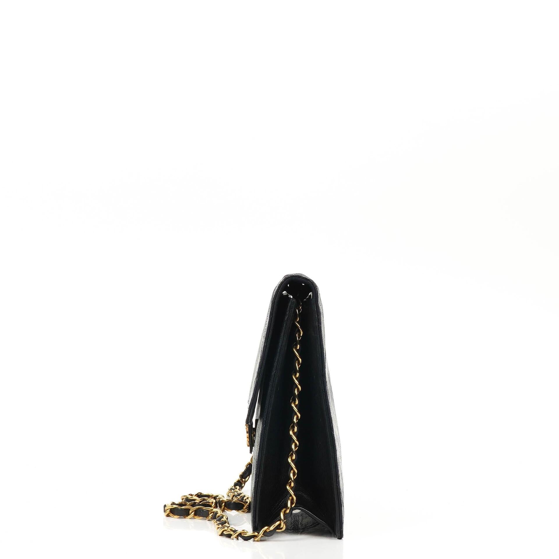 Chanel Medium Classic Single Flap Bag aus marineblauem gestepptem Lammleder mit 24K goldplattierten Beschlägen