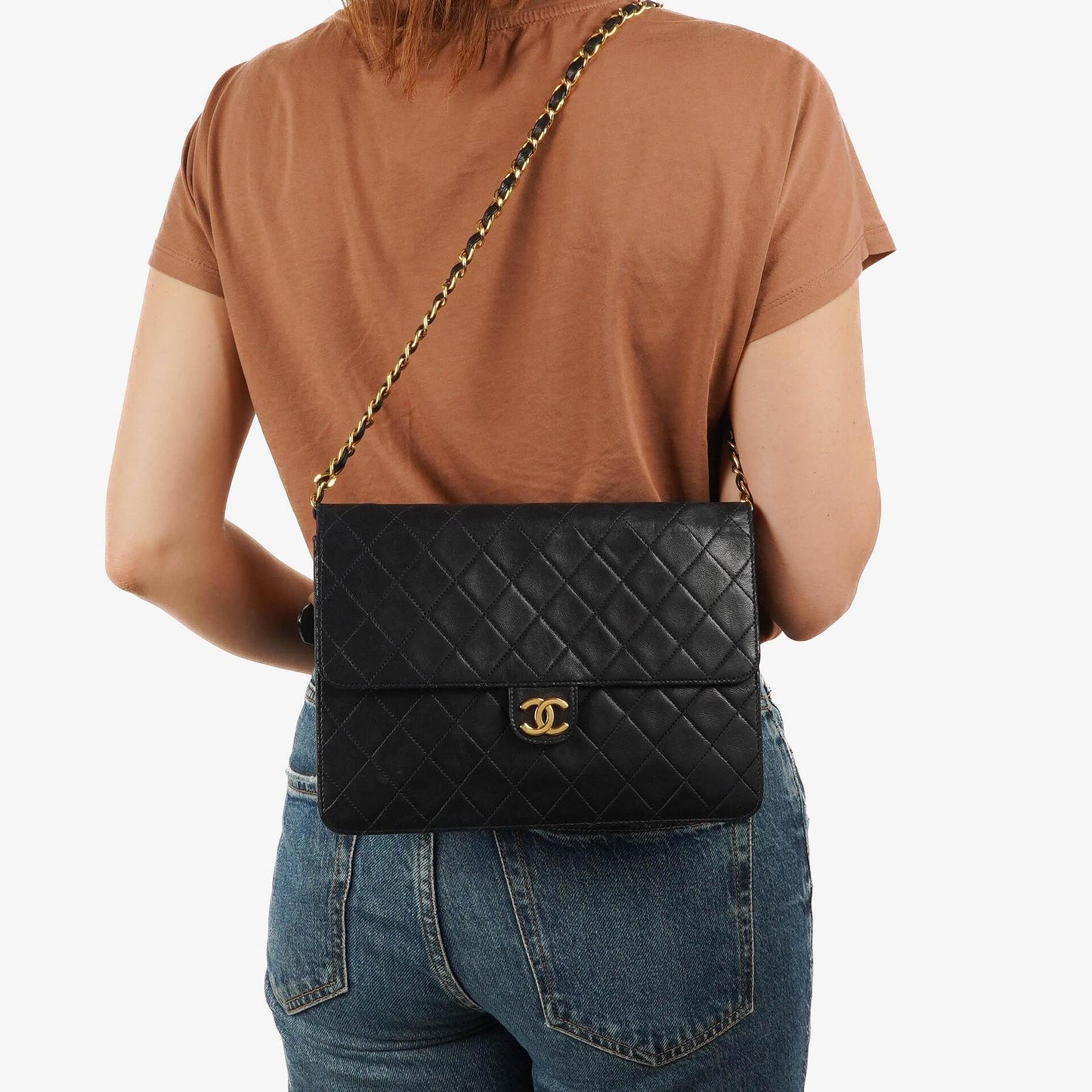 Chanel Medium Classic Single Flap Bag aus marineblauem gestepptem Lammleder mit 24K goldplattierten Beschlägen