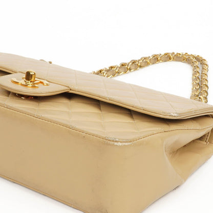 Chanel Mittlere klassische gesteppte Lammleder Doppelklappen-Tasche mit 24K goldplattierter Hardware