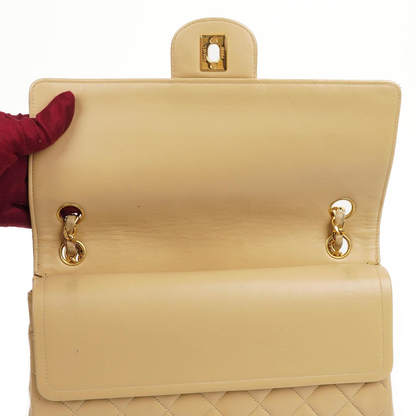 Chanel Mittlere klassische gesteppte Lammleder Doppelklappen-Tasche mit 24K goldplattierter Hardware