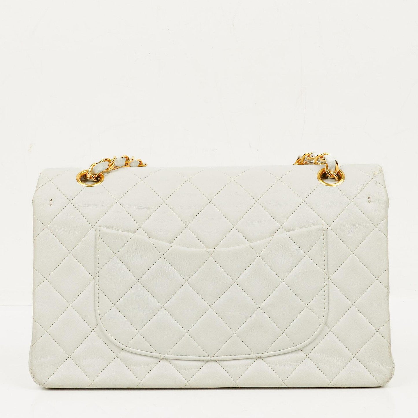 Chanel Classic Medium Double Flap Bag aus gestepptem Lammleder mit 24K goldplattierten Beschlägen