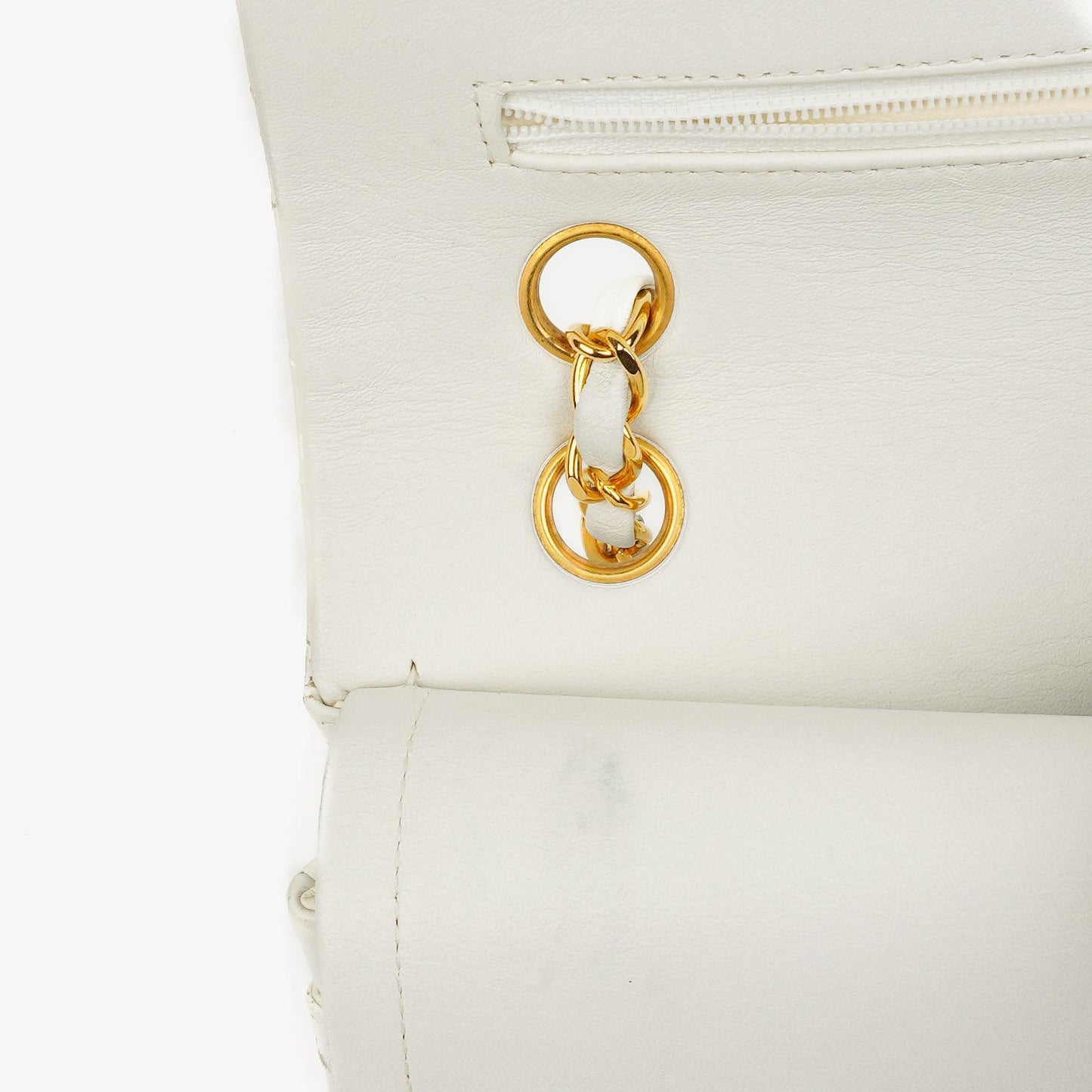 Chanel Classic Medium Double Flap Bag aus gestepptem Lammleder mit 24K goldplattierten Beschlägen