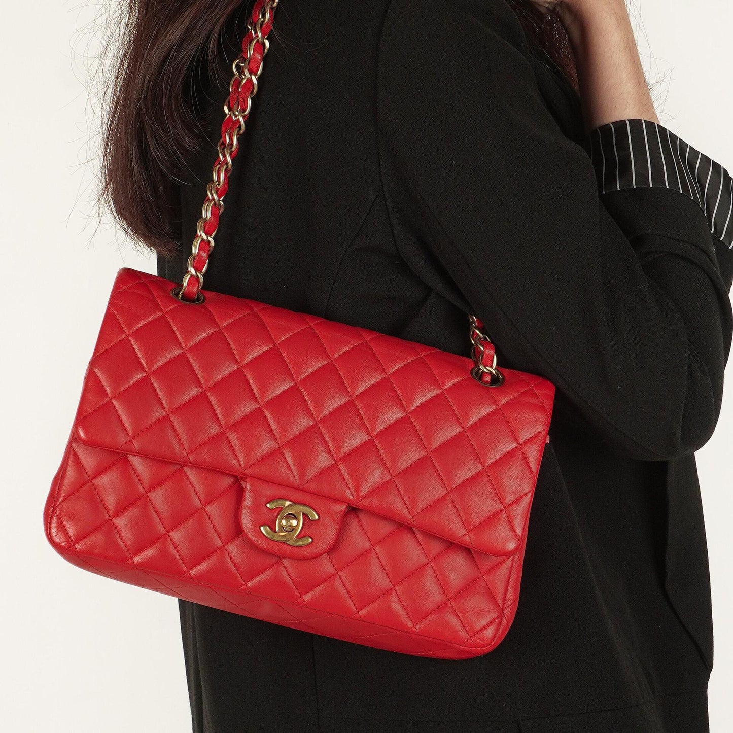 Chanel Medium Classic Rot Stepp-Leder Double Flap Tasche mit Goldfarbener Hardware