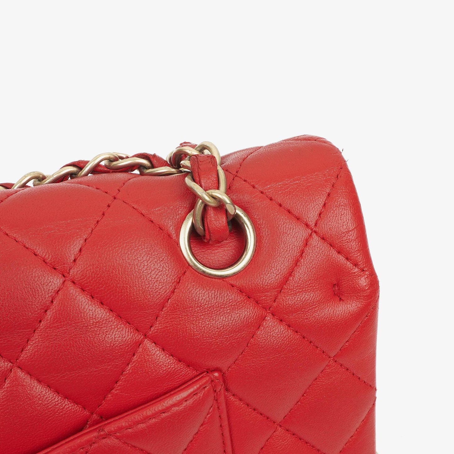 Chanel Medium Classic Rot Stepp-Leder Double Flap Tasche mit Goldfarbener Hardware
