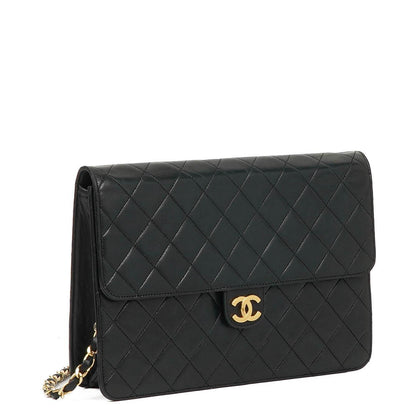 Chanel Mittlere klassische Einzelklappen-Tasche Schwarz gestepptes Lammleder mit 24K goldplattierter Hardware