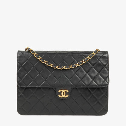 Chanel Medium Classic Single Flap Tasche aus schwarzem gestepptem Lammleder mit 24K vergoldeter Hardware