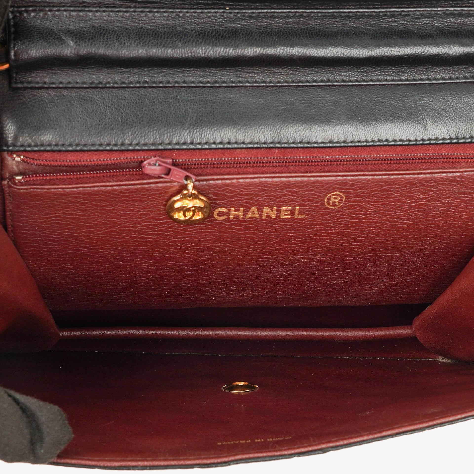 Chanel Medium Classic Single Flap Tasche aus schwarzem gestepptem Lammleder mit 24K vergoldeter Hardware