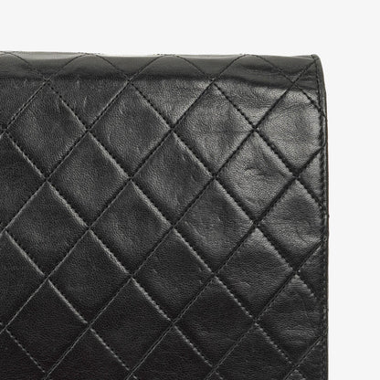 Chanel Medium Classic Single Flap Tasche aus schwarzem gestepptem Lammleder mit 24K vergoldeter Hardware
