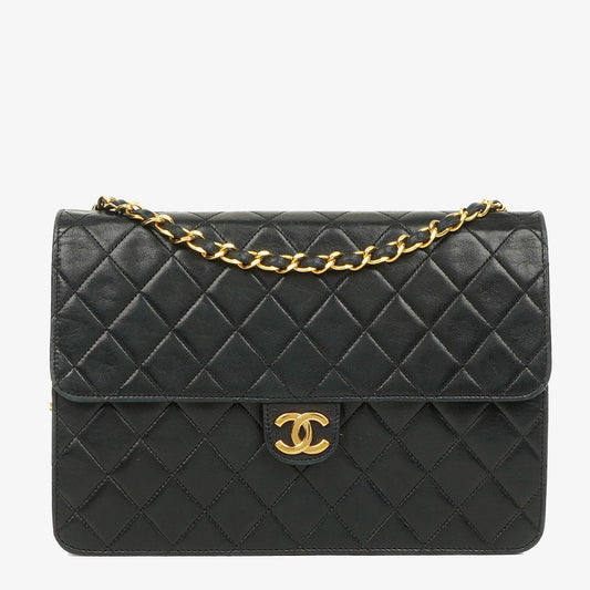 Chanel Medium Classic Single Flap Tasche aus schwarzem gestepptem Lammleder mit 24K vergoldeter Hardware