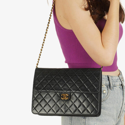 Chanel Medium Classic Single Flap Tasche aus schwarzem gestepptem Lammleder mit 24K vergoldeter Hardware