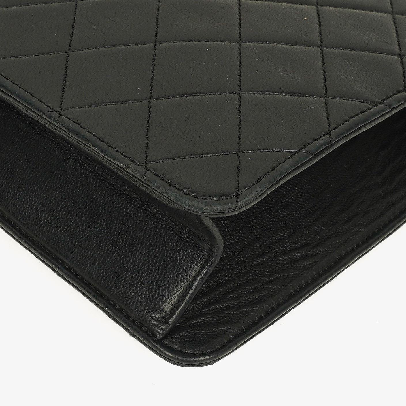 Chanel Medium Classic Single Flap Tasche aus schwarzem gestepptem Lammleder mit 24K vergoldeter Hardware