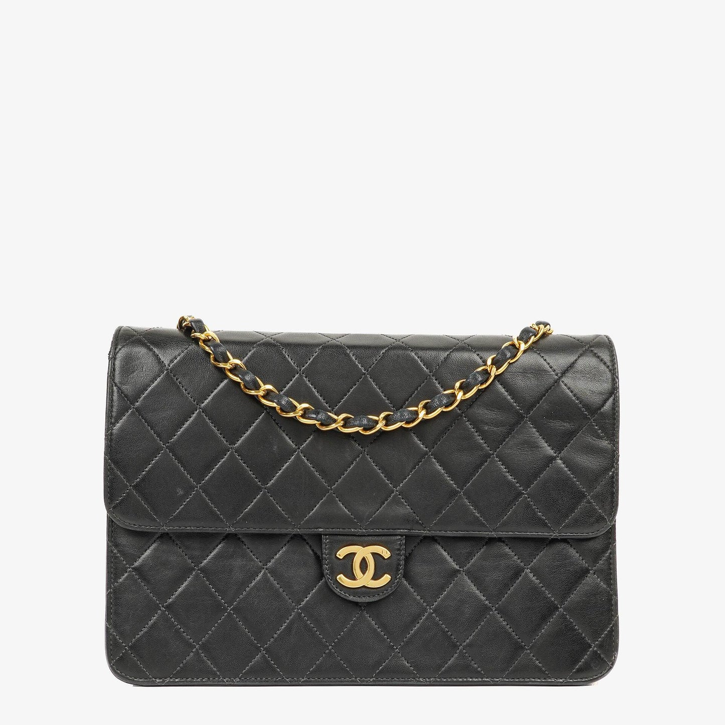 Chanel Medium Classic Einzelklappentasche Schwarz Gepolstertes Lammleder Mit 24K vergoldeter Hardware