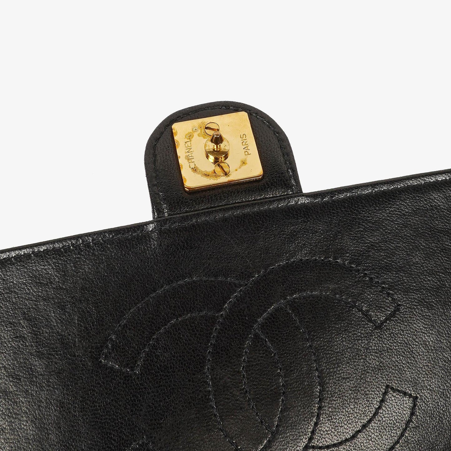 Chanel Medium Classic Einzelklappentasche Schwarz Gepolstertes Lammleder Mit 24K vergoldeter Hardware
