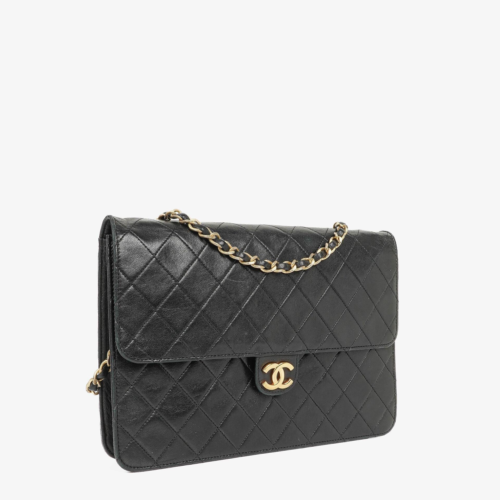 Chanel Medium Classic Single Flap Tasche aus schwarzem gestepptem Lammleder mit 24K vergoldeten Beschlägen