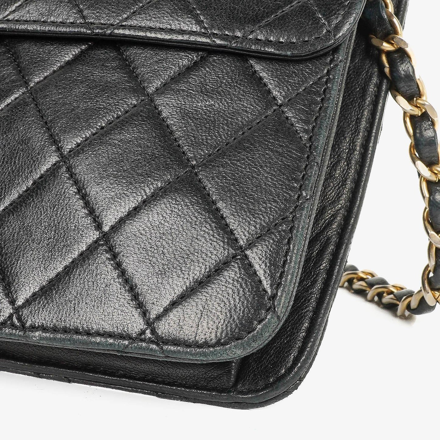 Chanel Medium Classic Single Flap Tasche aus schwarzem gestepptem Lammleder mit 24K vergoldeten Beschlägen