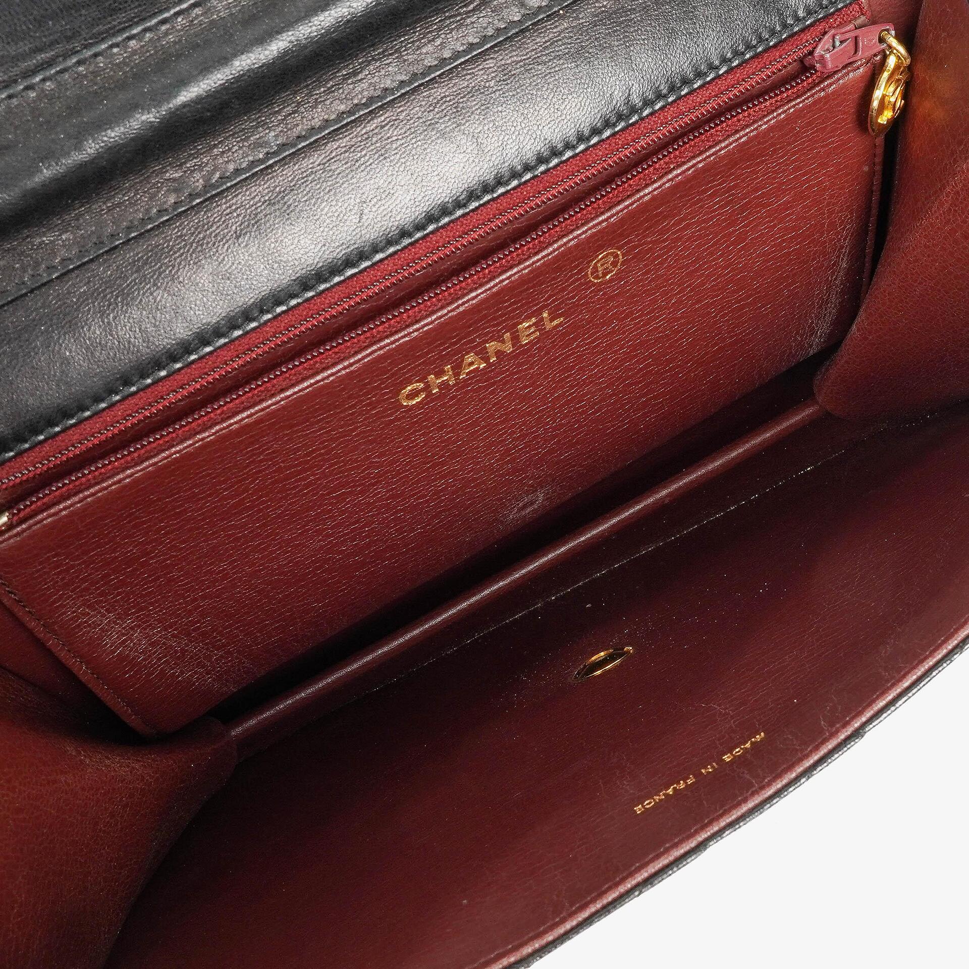 Chanel Medium Classic Single Flap Tasche aus schwarzem gestepptem Lammleder mit 24K vergoldeten Beschlägen