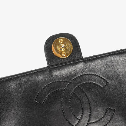 Chanel Medium Classic Single Flap Tasche aus schwarzem gestepptem Lammleder mit 24K vergoldeten Beschlägen