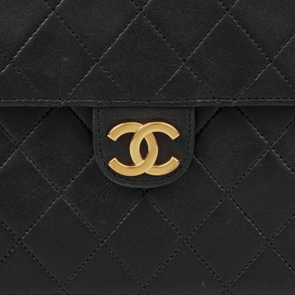 Chanel Medium Classic Single Flap Tasche aus schwarzem gestepptem Lammleder mit 24K vergoldeten Beschlägen
