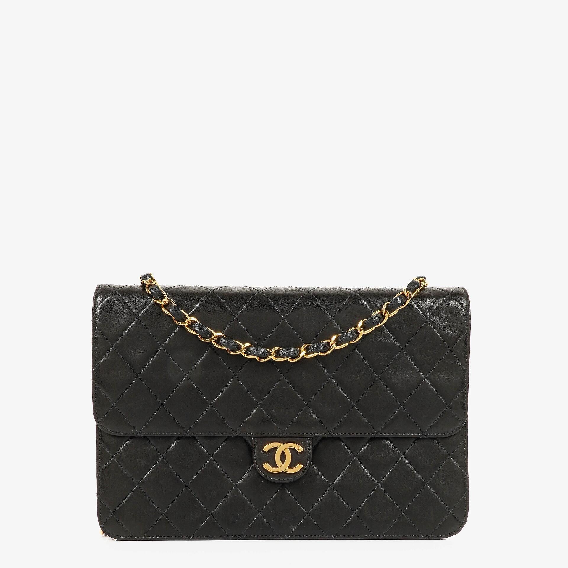 Chanel Medium Classic Single Flap Tasche aus schwarzem gestepptem Lammleder mit 24K vergoldeter Hardware