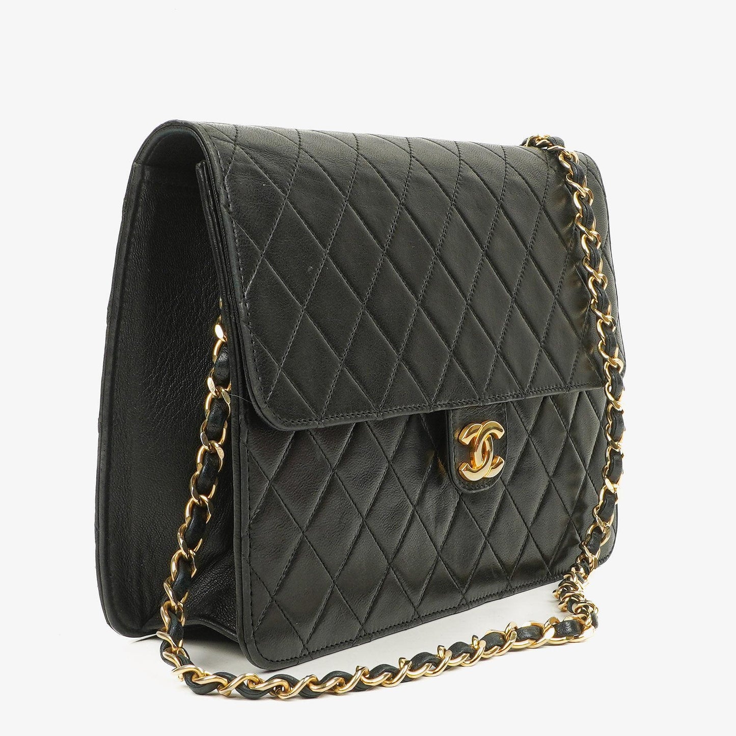 Chanel Medium Classic Single Flap Tasche aus schwarzem gestepptem Lammleder mit goldfarbenen Beschlägen