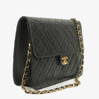 Chanel Medium Classic Single Flap Tasche aus schwarzem gestepptem Lammleder mit goldfarbenen Beschlägen
