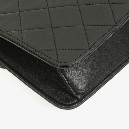Chanel Medium Classic Single Flap Tasche aus schwarzem gestepptem Lammleder mit goldfarbenen Beschlägen