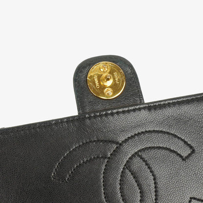 Chanel Medium Classic Single Flap Tasche aus schwarzem gestepptem Lammleder mit goldfarbenen Beschlägen