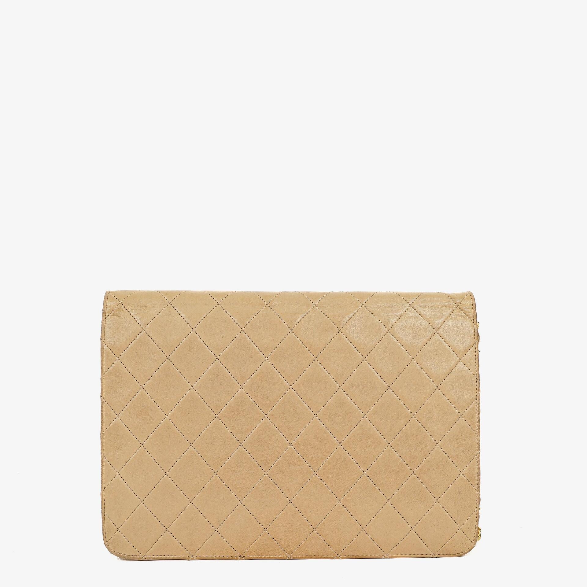 Chanel Medium Classic Single Flap Tasche aus beigem gestepptem Lammleder mit 24K vergoldeten Beschlägen