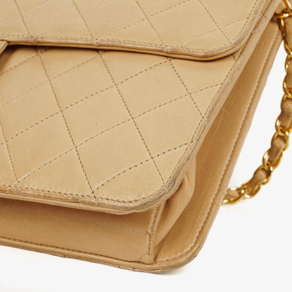 Chanel Medium Classic Single Flap Tasche aus beigem gestepptem Lammleder mit 24K vergoldeten Beschlägen
