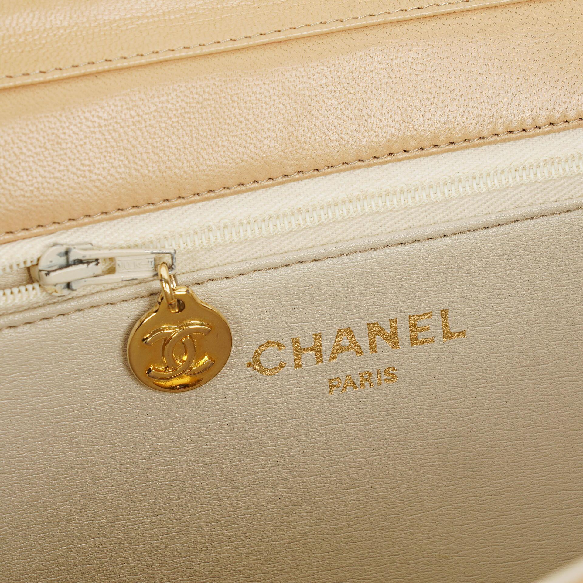 Chanel Medium Classic Single Flap Tasche aus beigem gestepptem Lammleder mit 24K vergoldeten Beschlägen