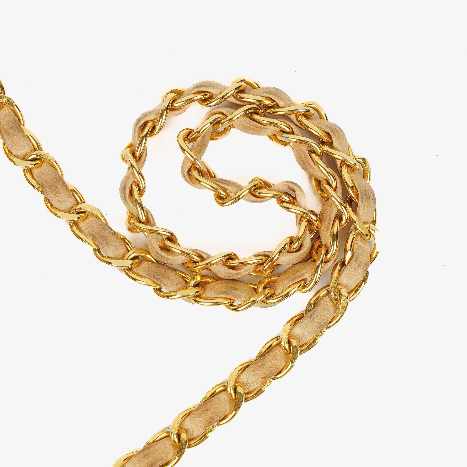 Chanel Medium Classic Single Flap Tasche aus beigem gestepptem Lammleder mit 24K vergoldeten Beschlägen