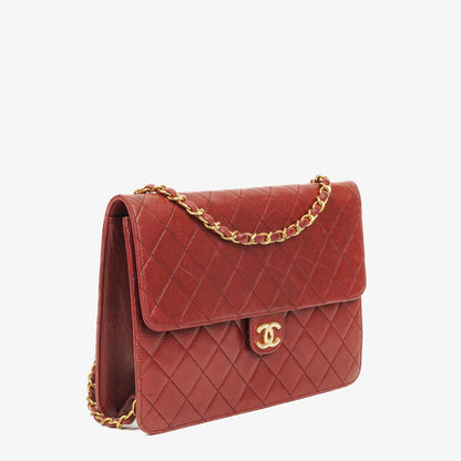 Chanel Medium Classic Single Flap Tasche aus burgunderrotem gestepptem Lammleder mit goldfarbener Hardware