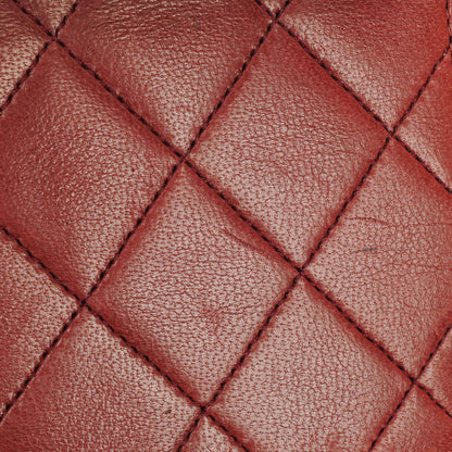 Chanel Medium Classic Single Flap Tasche aus burgunderrotem gestepptem Lammleder mit goldfarbener Hardware