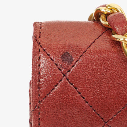 Chanel Medium Classic Single Flap Tasche aus burgunderrotem gestepptem Lammleder mit goldfarbener Hardware