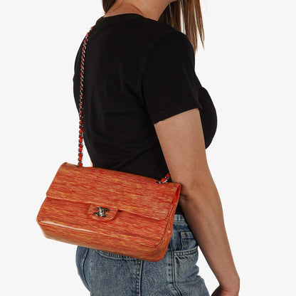Chanel Classic Medium Double Flap Tasche aus gestreiftem Lackleder, 2014