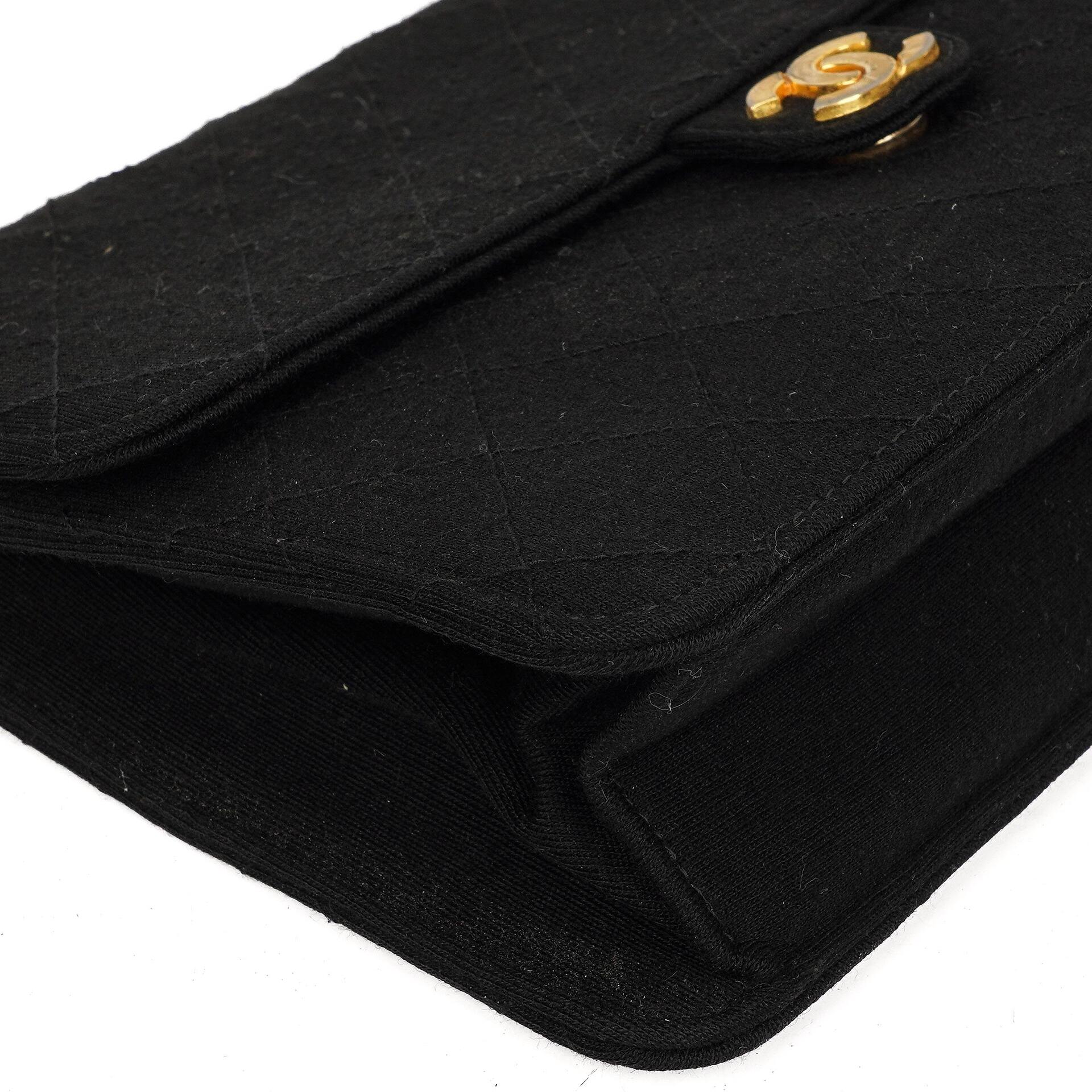 Chanel Medium Classic Vintage Schwarz gesteppte Jersey Single Flap Tasche mit Goldfarbenen Beschlägen