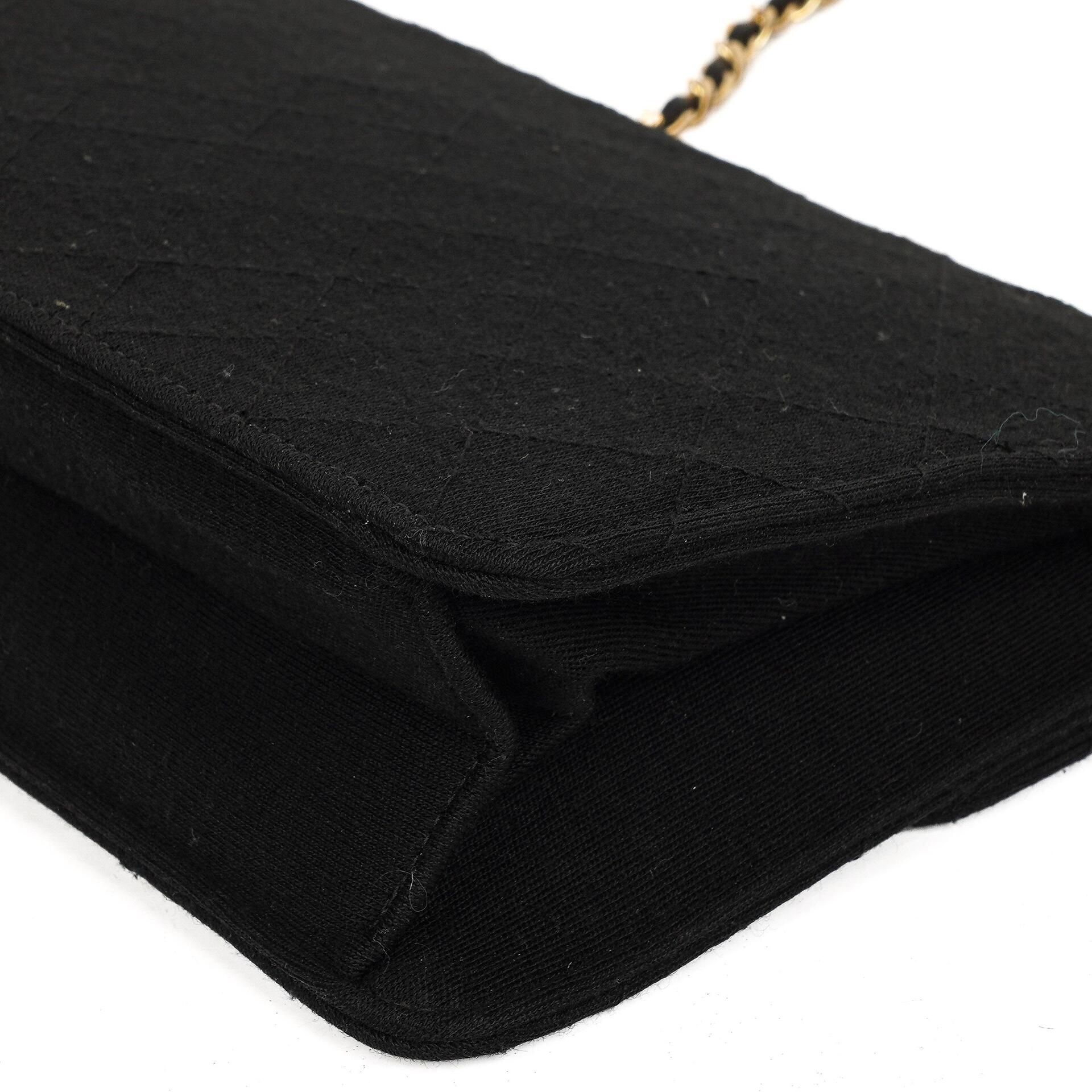 Chanel Medium Classic Vintage Schwarz gesteppte Jersey Single Flap Tasche mit Goldfarbenen Beschlägen