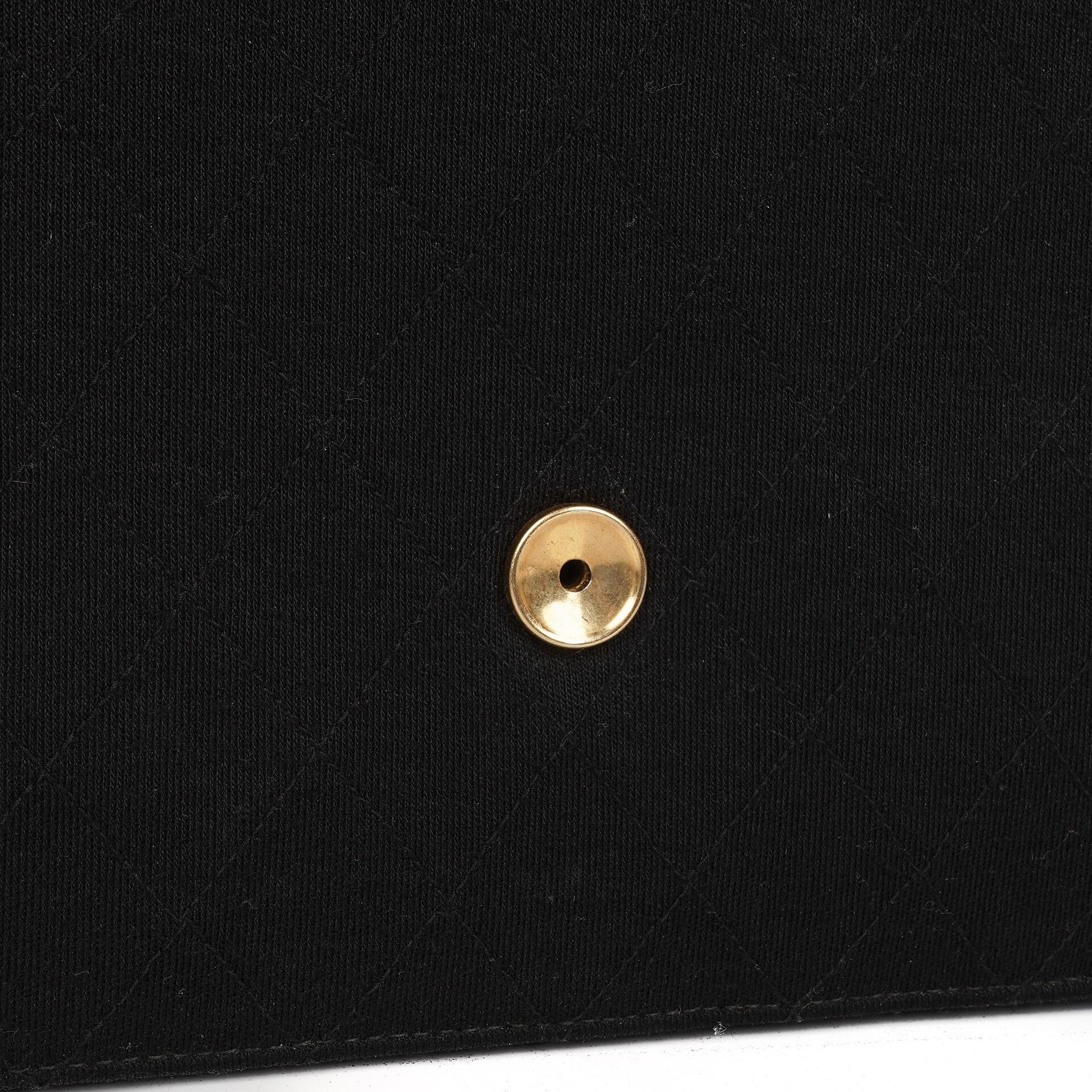 Chanel Medium Classic Vintage Schwarz gesteppte Jersey Single Flap Tasche mit Goldfarbenen Beschlägen