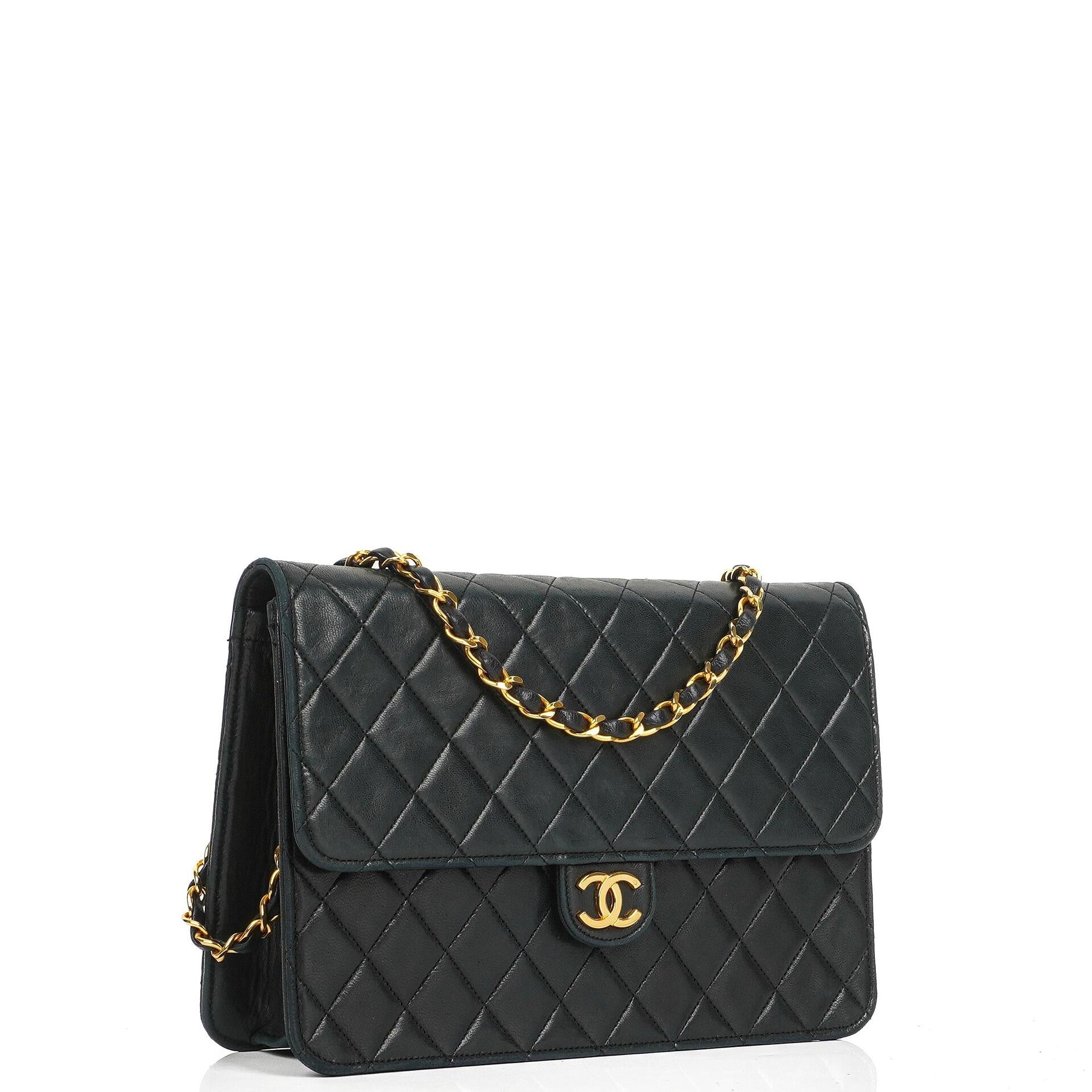 Chanel Medium Classic Vintage schwarze gesteppte Lammleder Single Flap Bag mit 24K goldplattierten Beschlägen