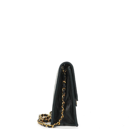 Chanel Medium Classic Vintage schwarze gesteppte Lammleder Single Flap Bag mit 24K goldplattierten Beschlägen