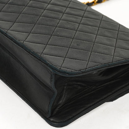 Chanel Medium Classic Vintage schwarze gesteppte Lammleder Single Flap Bag mit 24K goldplattierten Beschlägen