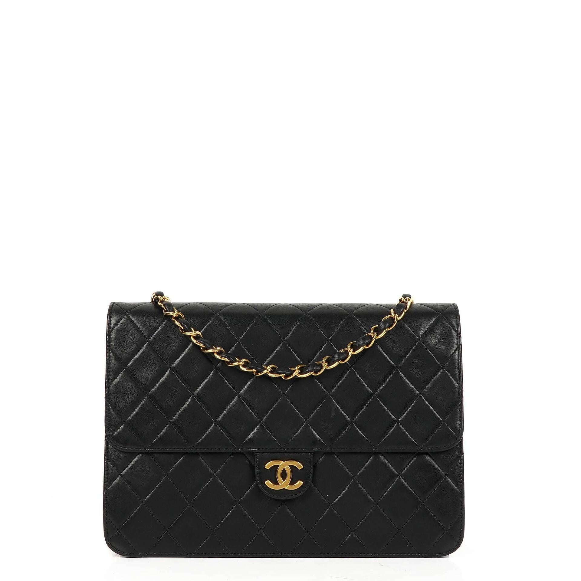 Chanel Medium Classic Vintage Single Flap Bag aus schwarzem gestepptem Lammleder mit 24K goldplattierten Beschlägen